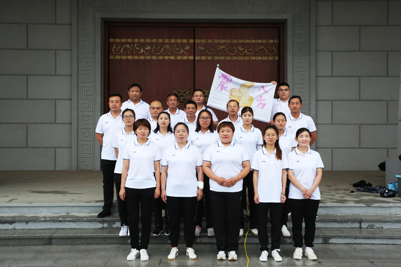 公益活动策划方案（公益活动衣服定制方案）