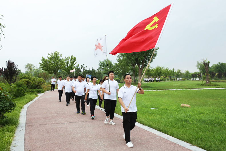 公益活动策划方案（公益活动衣服定制方案）