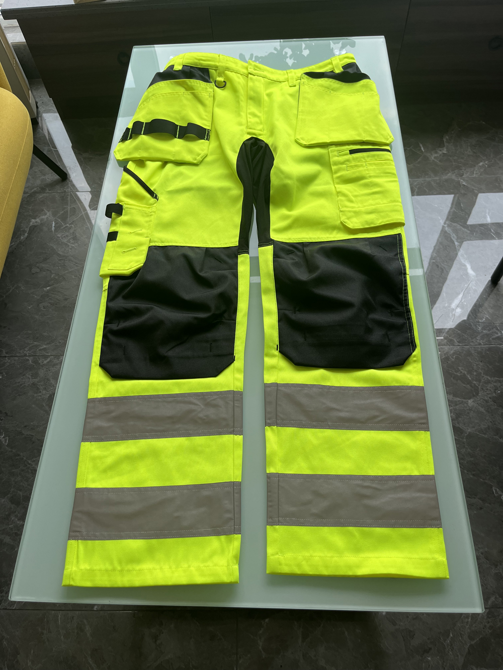 船舶公司(造船厂)工作服定制案例 船舶公司(造船厂)工作服定制案例